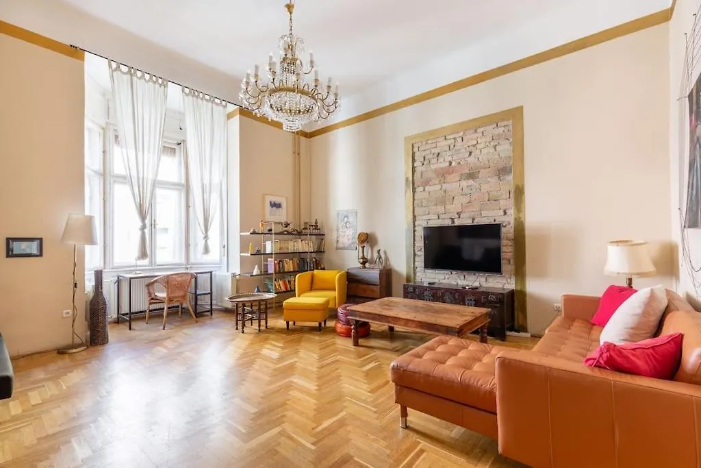 Apartment Bourgeois Boheme Apt. 88 M² City Center Budapest Ungarn
